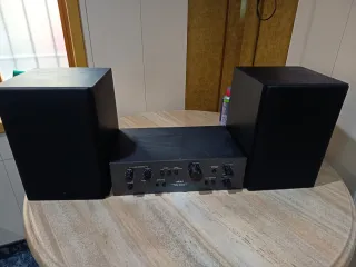 Akai Amplificador con Altavoces Negro