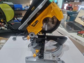 Ingletadora Vito 210mm 1200W