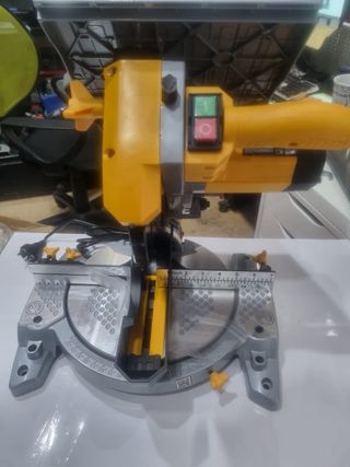 Ingletadora Vito 210mm 1200W