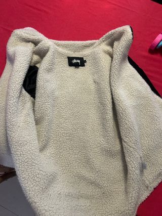 Chaqueta Stussy Negra Borreguito Talla L