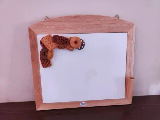 Lavagna da cucina in legno decorata