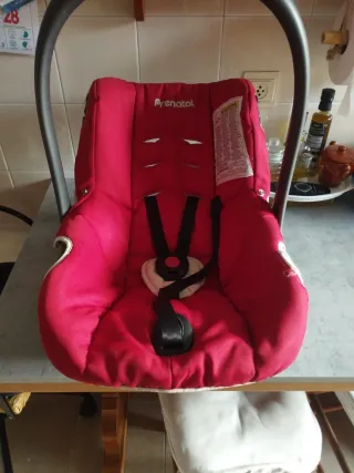Maxi-Cosi Silla de Coche Bebé Roja