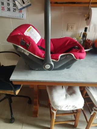 Maxi-Cosi Silla de Coche Bebé Roja