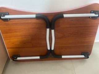 Mesa Plegable Rosa para Cama/Sofá