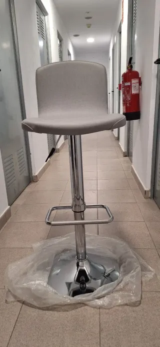 Taburete de cocina regulable