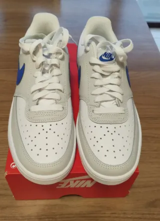 Zapatillas Nike Court Vision Low Blancas/Azul