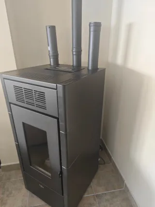 Estufa de pellets Pegaso SABA 14 canalizable