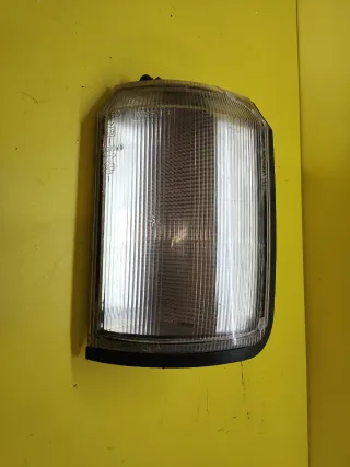 INTERMITENTE DELANTERO DERECHO NISSAN TRADE