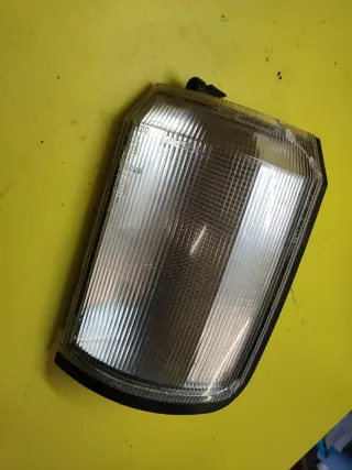 INTERMITENTE DELANTERO DERECHO NISSAN TRADE