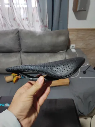 Sillín carbono Ryet 3D 243x145mm 211gr