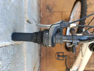 Bicicleta infantil AVIGO