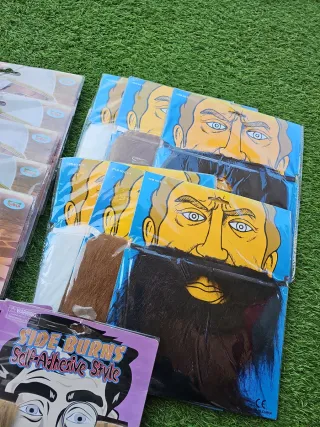 Lote Barbas de disfraz
