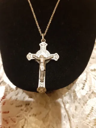 Cruz relicario antigua Claret