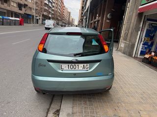 Ford Focus 2000