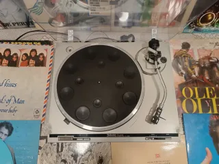 Tocadiscos Technics SL-Q202 japonés