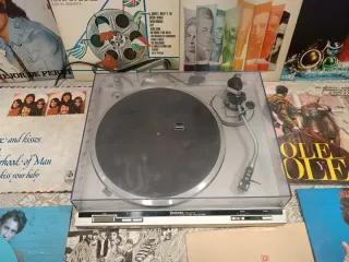 Tocadiscos Technics SL-Q202 japonés