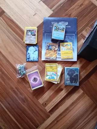 Pokemon Espada y Escudo Caja Coleccionista