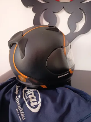 Casco Arai rebel
