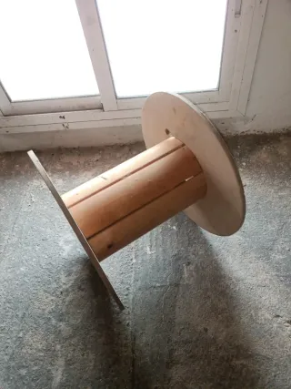 Carrete de madera para manualidades