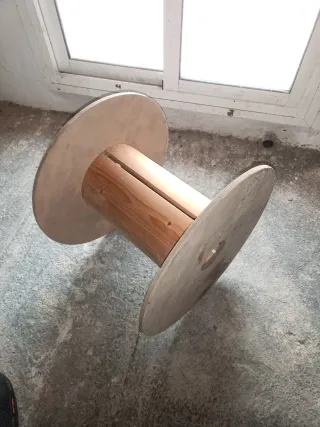 Carrete de madera para manualidades