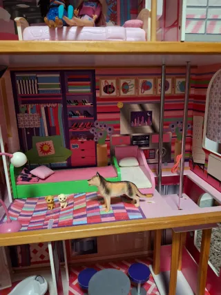 Casa Barbie 3 Piani + Barbie Campeggio