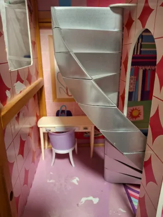 Casa Barbie 3 Piani + Barbie Campeggio