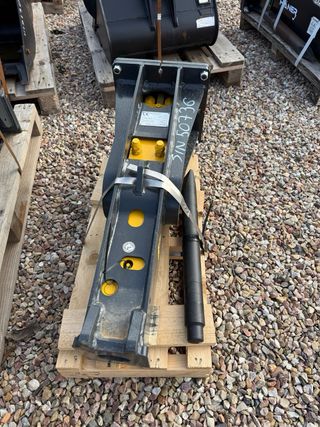 Martillo hidráulico Mustang 150kg