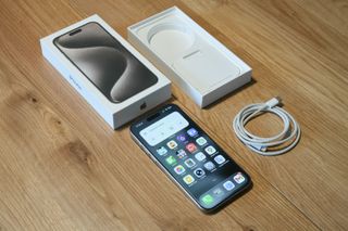 iPhone 15 Pro Max 256GB Titanium