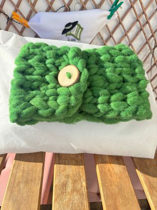 Bufanda original tejida a mano de oveja merina