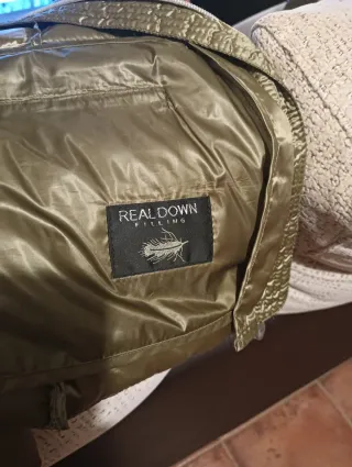 Plumas verde sin capucha