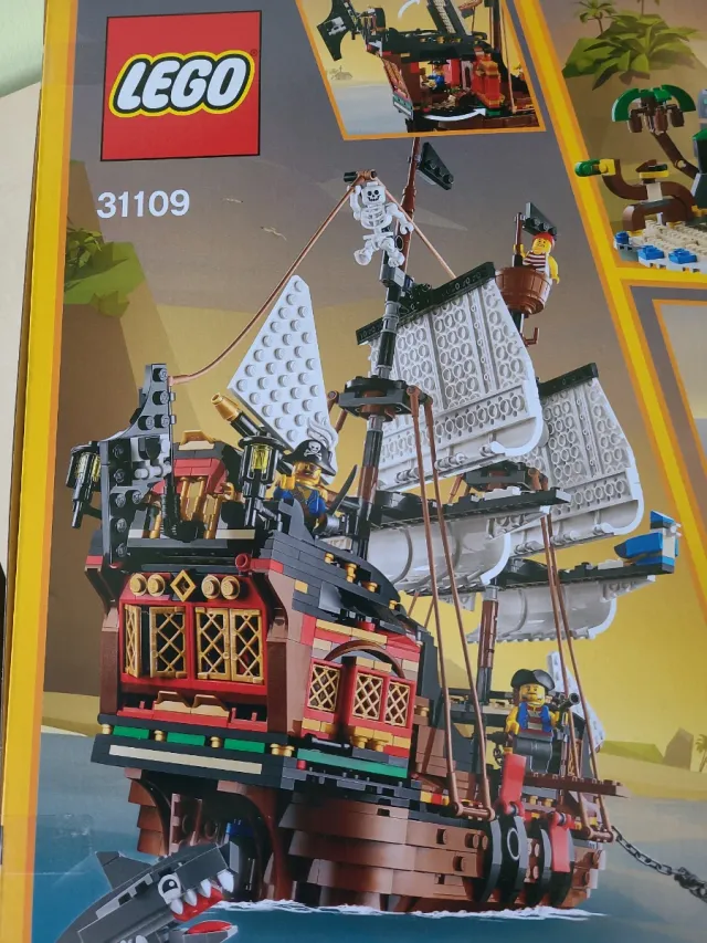 LEGO Creator 31109 Barco Pirata 3 en 1