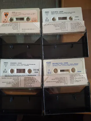 4 Cassettes Venom con Cajas Originales