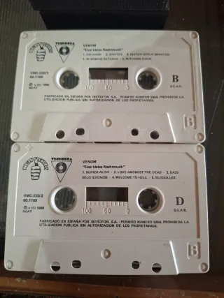 4 Cassettes Venom con Cajas Originales
