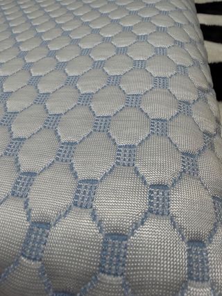 Almohada cervical viscoelástica a estrenar