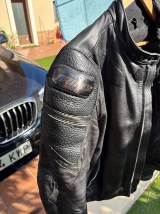Chaqueta y pantalón Dainese piel