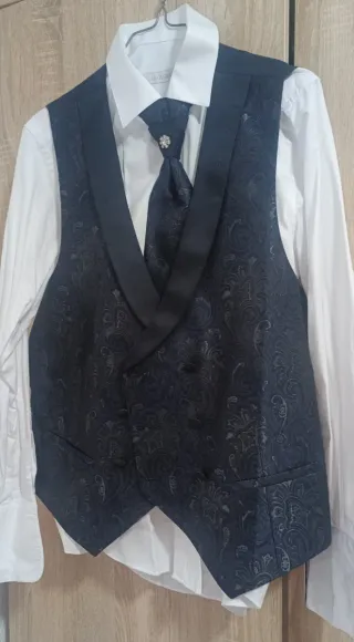 Traje de novio talla M Marca Arax Gazzo