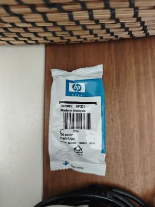 Cartucho Tricolor HP 301 CH562E
