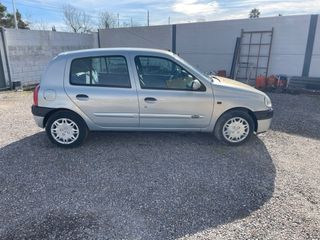 Renault Clio 1.9dti (107000km)
