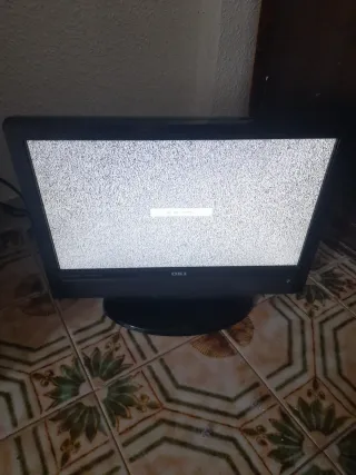 Televisión Monitor HDMI , marca oki .