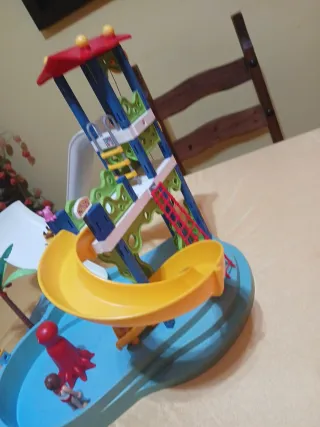 Gran Piscina Playmobil con Figuras