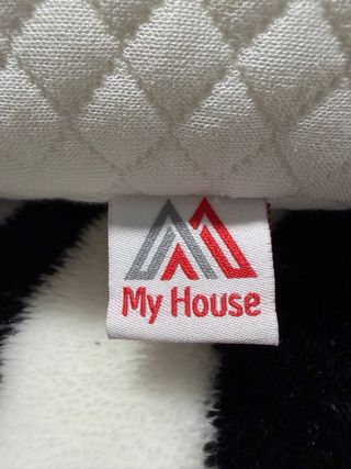 Almohada viscoelástica blanca a estrenar