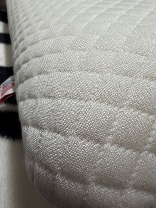 Almohada viscoelástica blanca a estrenar