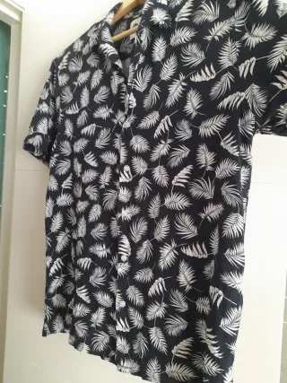 Camisa Hawaiana Estampada Hojas