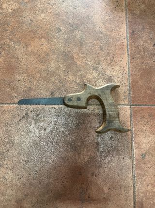 Serrote de cuchillo antiguo