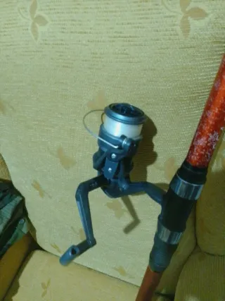 Caña de pesca de mar + carrete