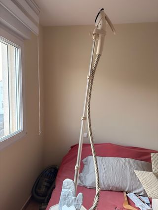 Plancha de vapor vertical CREATE casi nueva