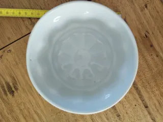 Ciotola in ceramica decorata blu e bianca