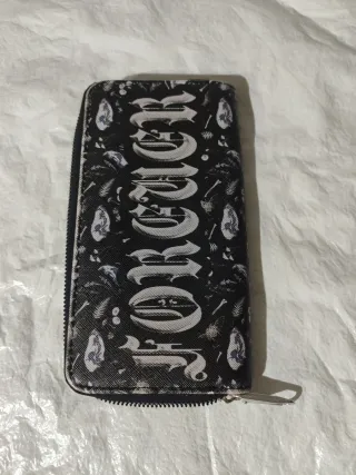 Cartera monedero de cremallera con calavera y rosa