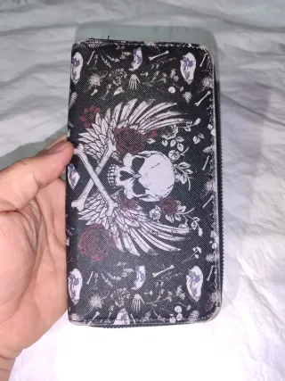 Cartera monedero de cremallera con calavera y rosa