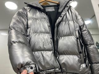 Abrigo acolchado de plumas